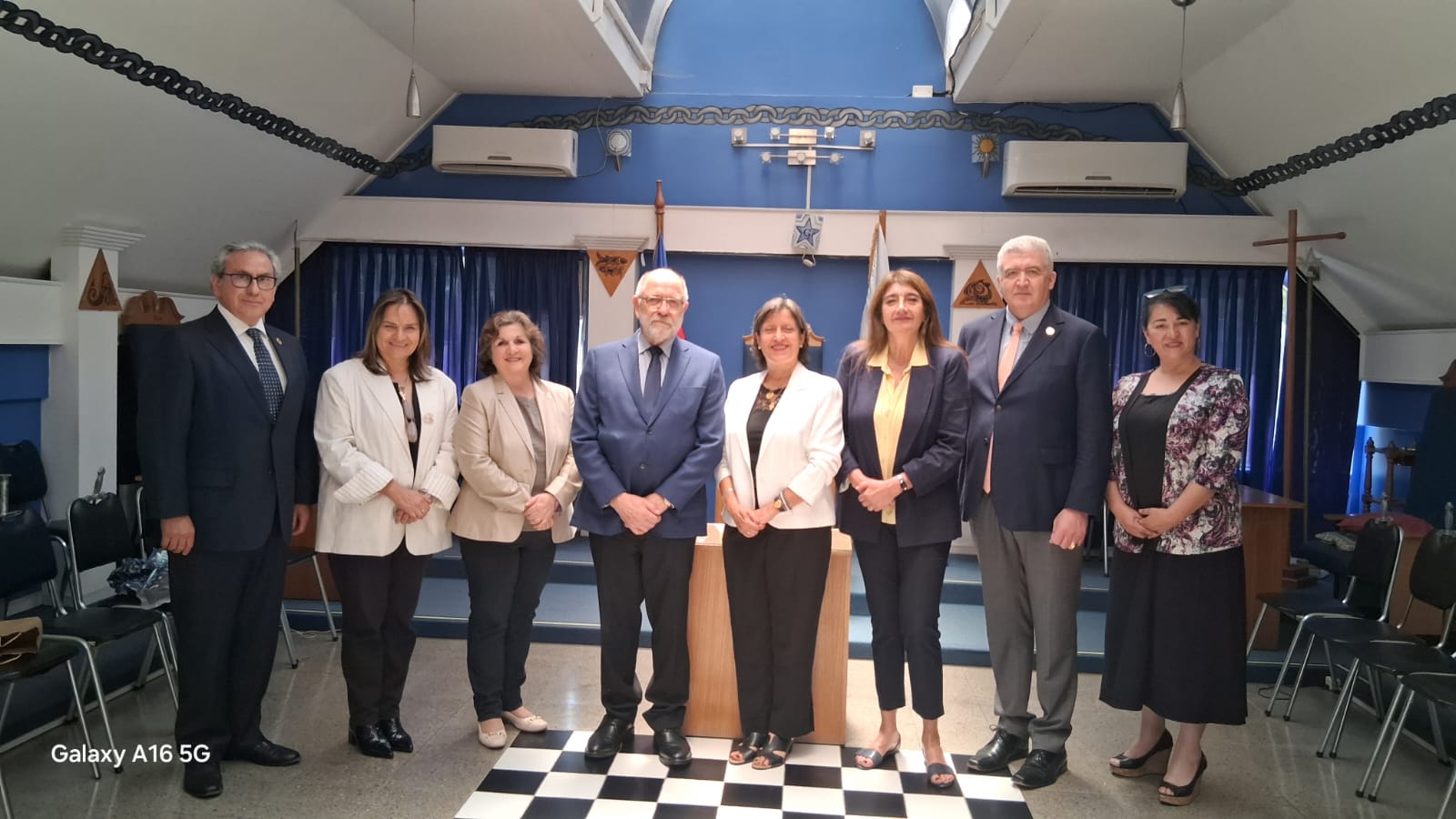 Saludo fraternal a nueva Gran Maestra